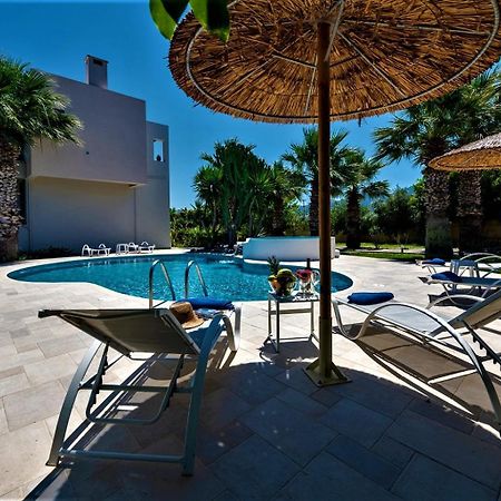 Xenos Villa 2 With A Private Pool,Near The Sea Tigkaki  Exterior photo